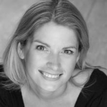 MARY POPPINS National Tour Welcomes Caroline Sheen as New 'Mary' for Limited Engageme