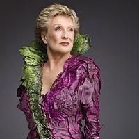 Leachman Lets 'Vegetarianism Grow On' Her for PETA