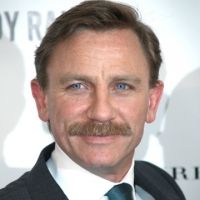 Daniel Craig in Talks to Star in Favreau Directed 'Cowboys and Aliens'