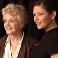 STAGE TUBE: Lansbury and Zeta-Jones Talk 'NIGHT MUSIC' to Reuters Video