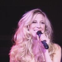 "Scott Nevins' Curtain Call" Welcomes Emily McNamara at Splash, 4/5