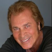 Engelbert Humperdinck At The Orleans: Croon On!