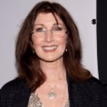 Joanna Gleason to Perform at Second Annual 'New York Bag Ladies Luncheon,' 5/4