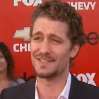 STAGE TUBE: Fox's GLEE Hits The Red Carpet On ET! Video