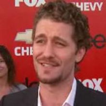 STAGE TUBE: Fox's GLEE Hits The Red Carpet On ET!