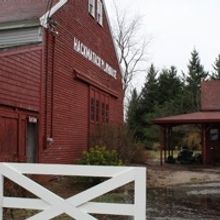 Hackmatack Playhouse Raises Funds for Non-Profits