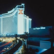 Las Vegas Hilton Announces Upcoming Shows, Incl. Tony Bennett & Petula Clark 