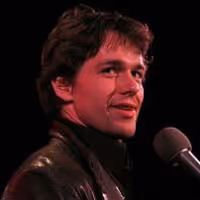 BWW INTERVIEWS: Julian Ovenden of ANNIE GET YOUR GUN
