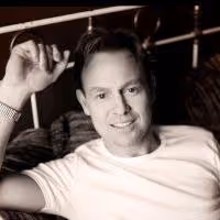 Jason Donovan & Liz McClarnon Set for WAR OF THE WORLDS Tour in 2010