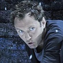 HAMLET With Jude Law Opens on Broadway 10/6
