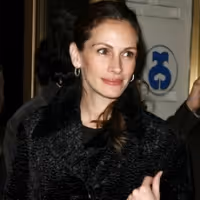 Julia Roberts GLEE-Bound?
