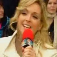 STAGE TUBE: Jane Krakowski Performs 'With You I'm Home'