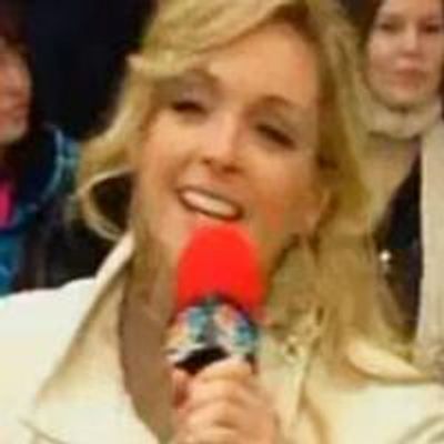 STAGE TUBE: Jane Krakowski Performs 'With You I'm Home'
