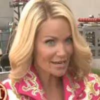 STAGE TUBE: Kristin Chenoweth - Behind the Scenes on GLEE Video