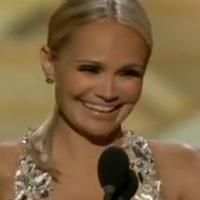 STAGE TUBE: Kristin Chenoweth Wins 2009 Emmy Award! Video