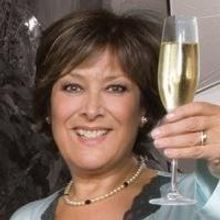 Bellingham, Harvey, & Dean Lead CALENDAR GIRLS' on the Road in U.K., 1/25