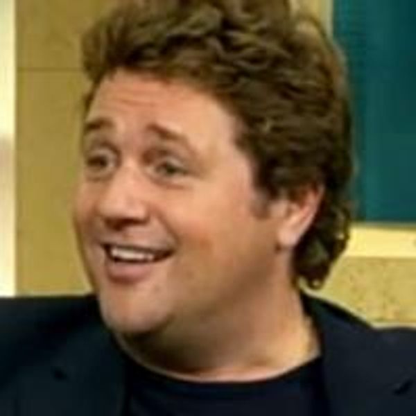 STAGE TUBE: Michael Ball Talks Music and Career to The Hour - UK Regional Theater Video