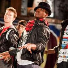 STAGE TUBE: VMA Side Story - Ne-Yo And Cobra Starship