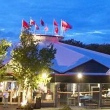 Rhode Island Theatre Owner Talks North Shore Music Theatre Revitilization