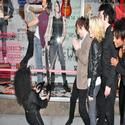 Photos: AMERICAN IDIOT Unveils IDIOT-Themed Windows at Bloomies