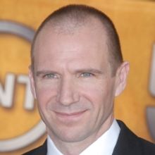 Ralph Fiennes to Star in Ayckbourn's DEAR UNCLE in the West End; Premieres 2011