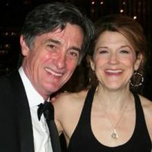 Rees and Clark 'SING HAPPY' for Collegiate Chorale's Spring Benefit 4/29