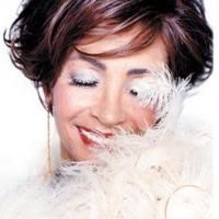 Dame Shirley Bassey Signs to Geffen Records