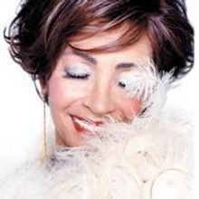 Dame Shirley Bassey Signs to Geffen Records