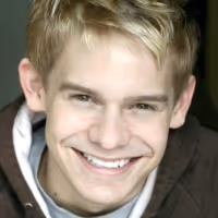 BWW Interviews: Andrew Keenan-Bolger Talks MARY POPPINS Tour