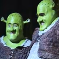 STAGE TUBE: LIVE with Regis and Kelly Visits 'SHREK' Video