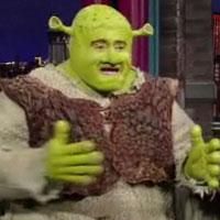 STAGE TUBE: Regis Philbin Brings 'SHREK' to Late Show!