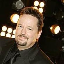 Terry Fator Brings 'A Very Terry Christmas' to the Mirage, Playing Now Thru 12/26