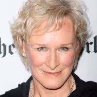 Tony Winner Glenn Close Addresses SCAD Graduates