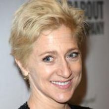 Falco Led 'NURSE JACKIE' Premieres on Showtime 6/8, Best & Smith to Co-Star
