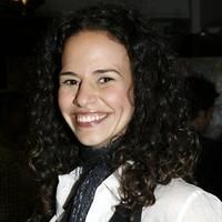 Cassidy, Castle, Gonzalez & More Sing for NEO5 Concert 4/27