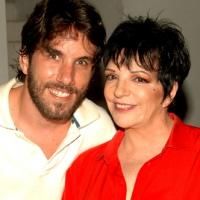 Photo Flash: Liza Minnelli Visits Brazil for Series of Concerts!