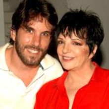 Photo Flash: Liza Minnelli Visits Brazil for Series of Concerts!