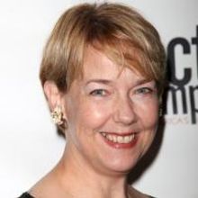 Harris, Ashmanskas, Poe & More Join Garber in Roundabout's PRESENT LAUGHTER