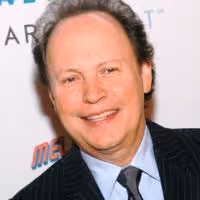 Billy Crystal Brings His Tony Winning 700 SUNDAYS To Selected Cities This Fall