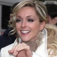 Muppets, Stewart & More Join Krakowski for NBC's 'Christmas in Rockefeller Center'…