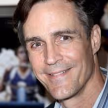 BWW SPECIAL FEATURE: How I Got My Equity Card - by Howard McGillin