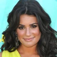 STAGE TUBE: GLEE - Lea Michele Soars on WICKED's 'Defying Gravity'