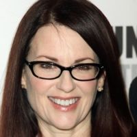 Photo Coverage: MEET & GREET: LIPS TOGETHER, TEETH APART