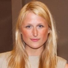 Mamie Gummer Opens Colonial Williamsburg's Artist-In-Residence Program 5/1