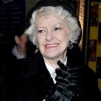 Elaine Stritch Returns 'SINGIN' SONDHEIM' at the Cafe Carlyle 1/5/2010 - 1/30/2010