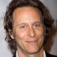 BWW INTERVIEWS: THE PHILANTHROPIST's Steven Weber
