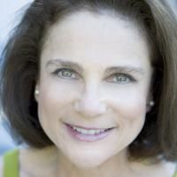 Acting Favorite Tovah Feldshuh Set for A Series of Honors in Coming Months