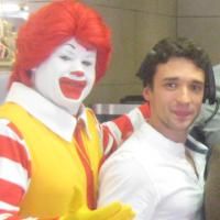 Photo Flash: PHANTOM, JERSEY BOYS & More Participate in McHappy Day 2009