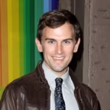 Reichard Replaces Bell in VALLEY OF THE DOLLS Tonight