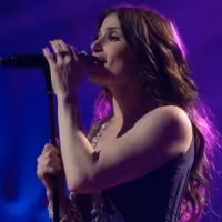 Idina Menzel Adds Costa Mesa Stop to National Tour, 11/7